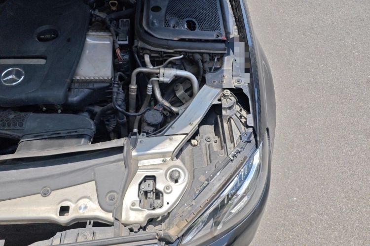 Used Mercedes-Benz E-Class 2018 Facelifted E 300 L Stylish Version Engine Bay Left