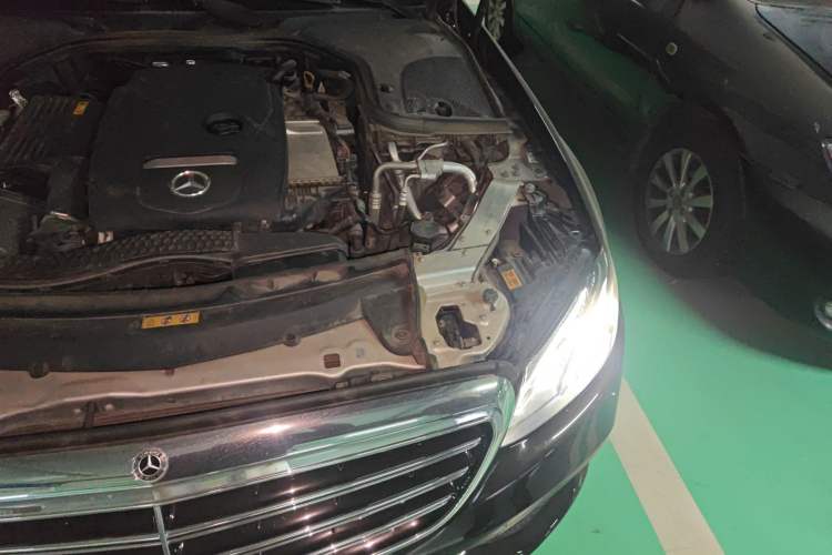 Used Mercedes-Benz E-Class 2018 Facelift E 300 L Luxury Edition Engine Bay Left