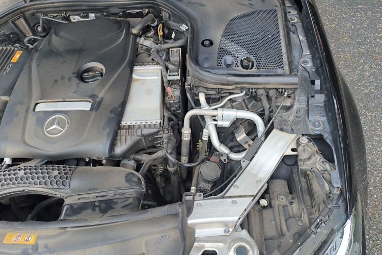 Used Mercedes-Benz E-Class 2018 Facelift E 300 L Luxury Edition Engine Bay Left