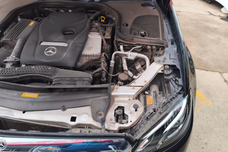 Used Mercedes-Benz E-Class 2018 E 200 L 4MATIC Engine Bay Left