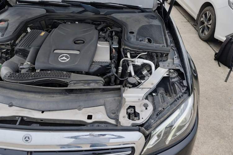 Used Mercedes-Benz E-Class 2018 E 300 L Stylish Model Engine Bay Left