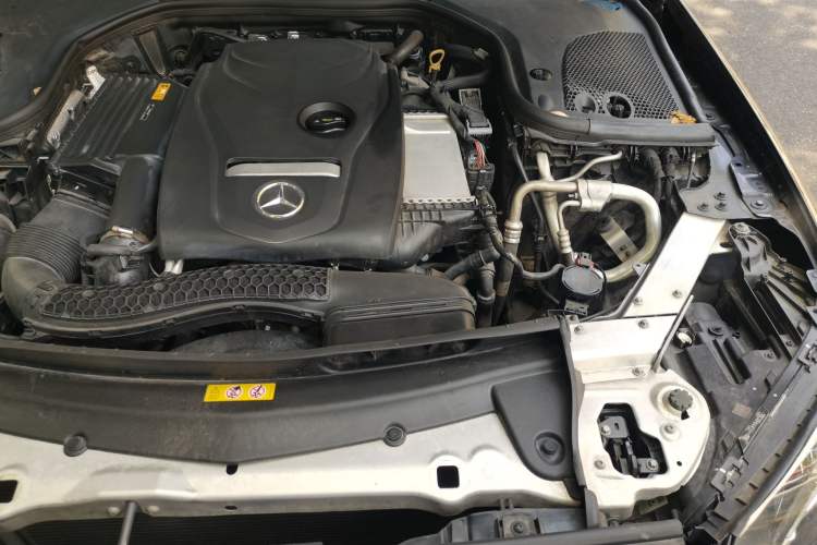 Used Mercedes-Benz E-Class 2018 Facelift E 200 L Sport Edition Engine Bay Left