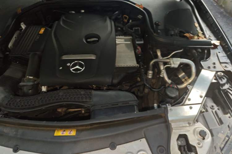 Used Mercedes-Benz E-Class 2018 E 300 L Sport Luxury Edition Engine Bay Left