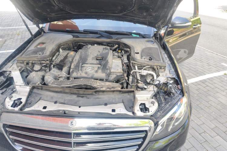 Used Mercedes-Benz E-Class 2018 Facelift E 200 L 4MATIC Engine Bay Left