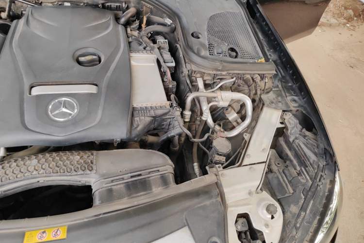 Used Mercedes-Benz E-Class 2018 Facelift E 300 L Luxury Edition Engine Bay Left