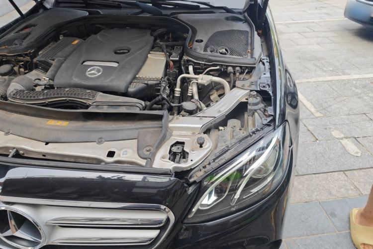 Used Mercedes-Benz E-Class 2018 Restyled E 300 L Sport Luxury Edition Engine Bay Left