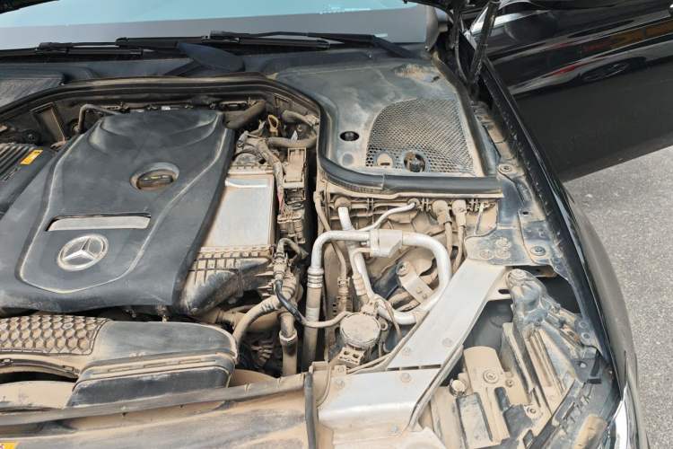 Used Mercedes-Benz E-Class 2018 Facelift E 200 L Engine Bay Left