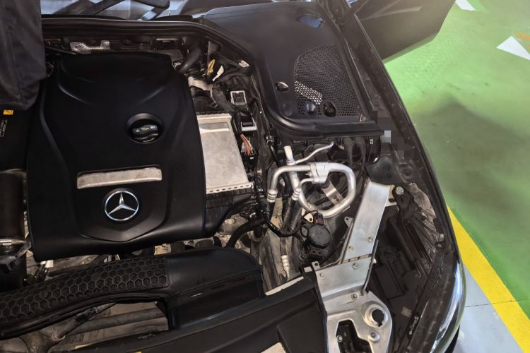 Used Mercedes-Benz E-Class 2018 Facelifted E 300 L Stylish Version Engine Bay Left