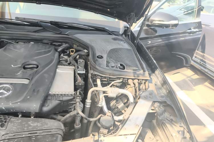 Used Mercedes-Benz E-Class 2018 Restyled E 300 L Sport Luxury Edition Engine Bay Left