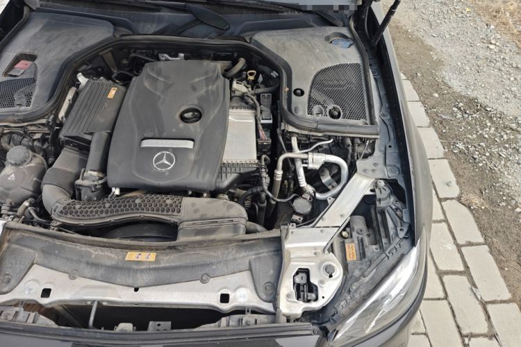 Used Mercedes-Benz E-Class 2018 E 200 L Sport Edition Engine Bay Left