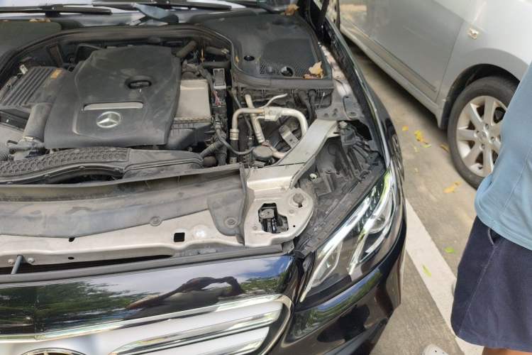 Used Mercedes-Benz E-Class 2018 Facelift E 200 L Sport Edition Engine Bay Left