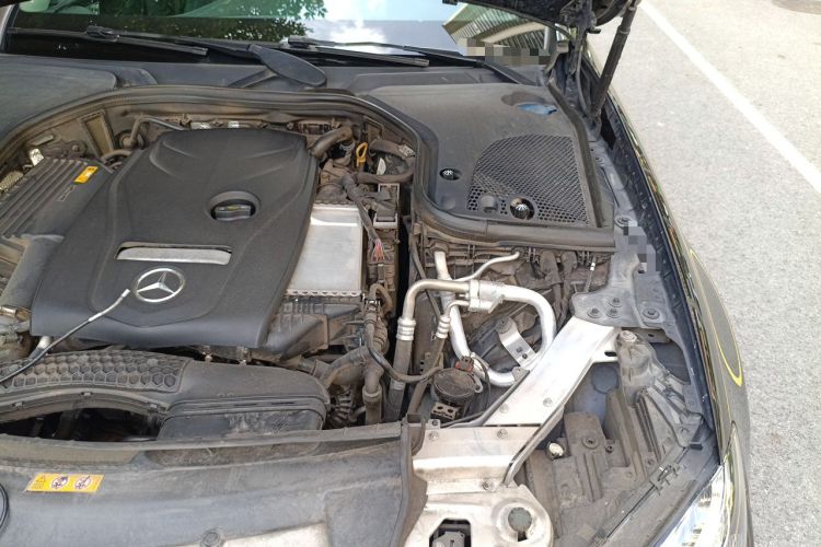 Used Mercedes-Benz E-Class 2018 E 300 L Sport Luxury Edition Engine Bay Left