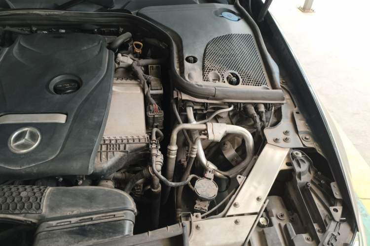 Used Mercedes-Benz E-Class 2018 Restyled E 300 L Sport Luxury Edition Engine Bay Left