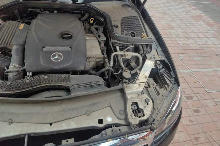 Used Mercedes-Benz E-Class 2018 E 200 L 4MATIC Engine Bay Left