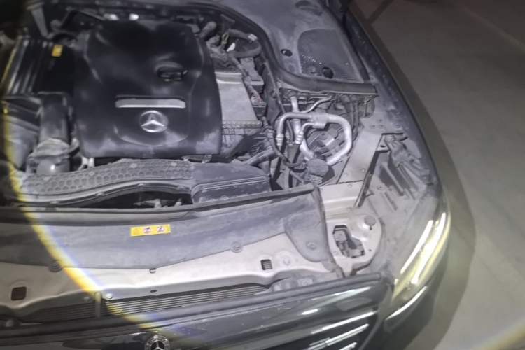Used Mercedes-Benz E-Class 2018 Facelifted E 300 L Stylish Version Engine Bay Left