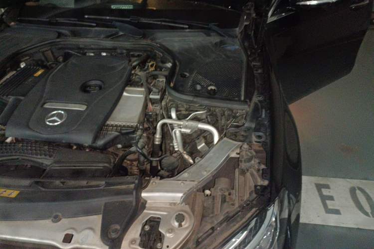 Used Mercedes-Benz E-Class 2018 Facelift E 200 L Engine Bay Left