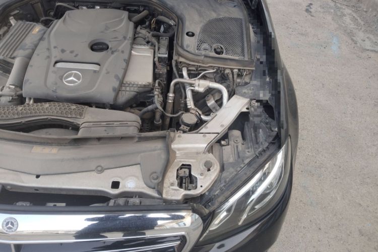 Used Mercedes-Benz E-Class 2018 Facelift E 200 L Engine Bay Left