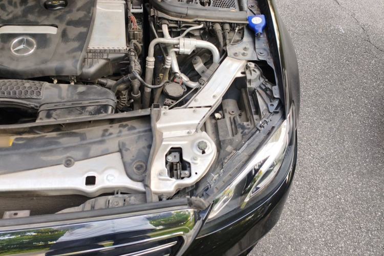 Used Mercedes-Benz E-Class 2018 Facelift E 300 L Luxury Edition Engine Bay Left