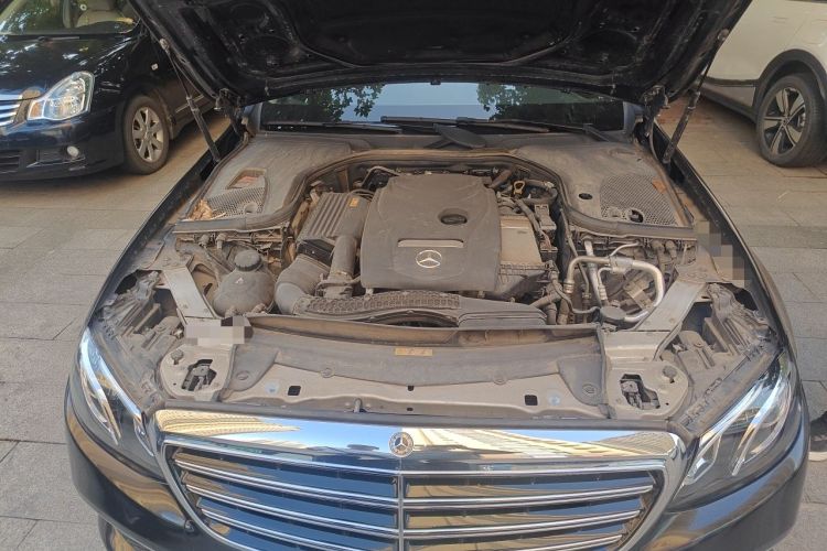 Used Mercedes-Benz E-Class 2018 Facelift E 200 L Engine Bay