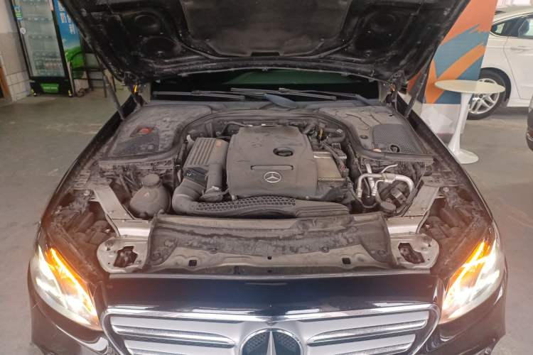 Used Mercedes-Benz E-Class 2018 Restyled E 300 L Sport Luxury Edition Engine Bay