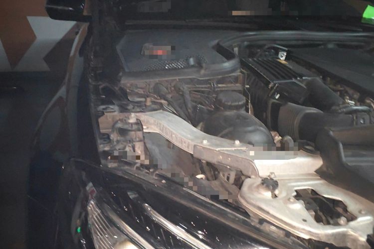 Used Mercedes-Benz E-Class 2018 Facelift E 200 L Sport Edition Engine Bay Right