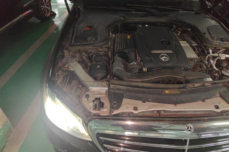 Used Mercedes-Benz E-Class 2018 Facelift E 300 L Luxury Edition Engine Bay Right