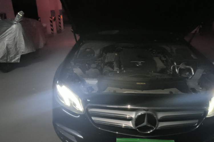Used Mercedes-Benz E-Class 2018 Restyled E 300 L Sporty and Stylish Edition Engine Bay Right