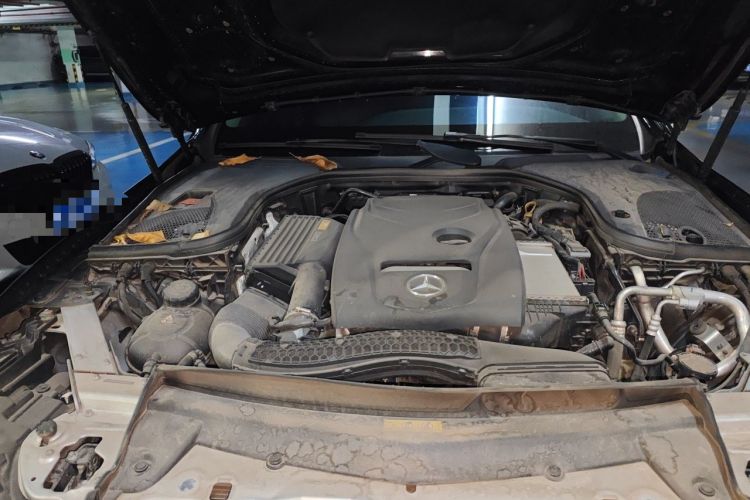 Used Mercedes-Benz E-Class 2018 Restyled E 300 L Sport Luxury Edition Engine Bay Right