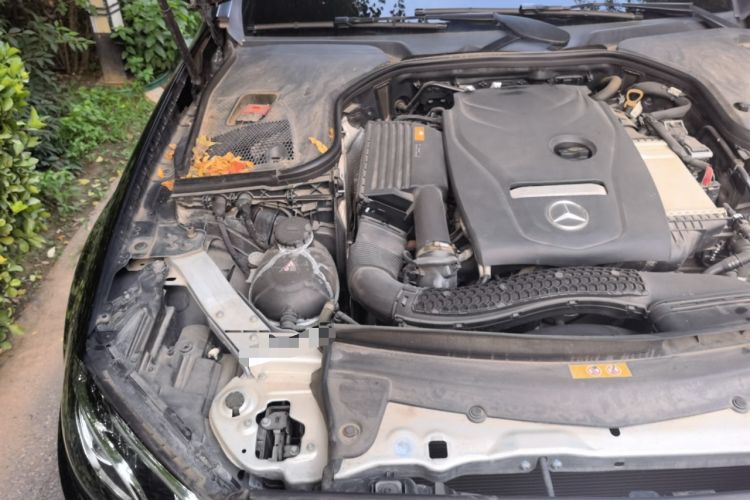 Used Mercedes-Benz E-Class 2018 Facelift E 200 L Engine Bay Right