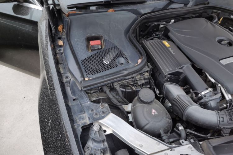 Used Mercedes-Benz E-Class 2018 E 300 L Sport Luxury Edition Engine Bay Right