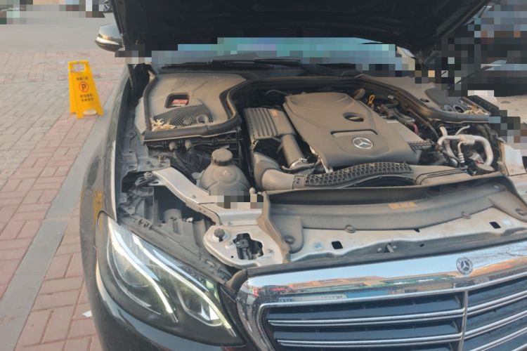 Used Mercedes-Benz E-Class 2018 Facelift E 200 L 4MATIC Engine Bay Right