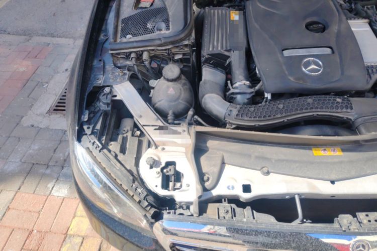 Used Mercedes-Benz E-Class 2018 E 200 L Sport 4MATIC Engine Bay Right