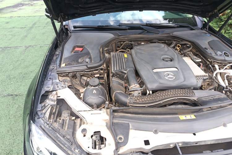 Used Mercedes-Benz E-Class 2018 Facelift E 200 L Sport Edition Engine Bay Right