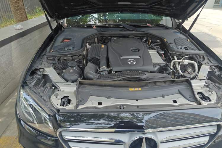 Used Mercedes-Benz E-Class 2018 Restyled E 300 L Sporty and Stylish Edition Engine Bay Right