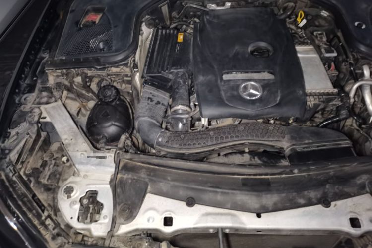 Used Mercedes-Benz E-Class 2018 Facelift E 200 L 4MATIC Engine Bay Right