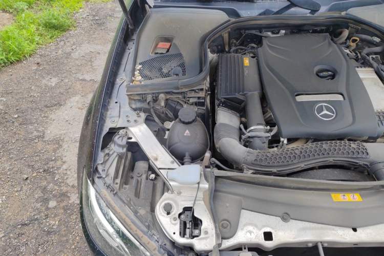 Used Mercedes-Benz E-Class 2018 Facelift E 200 L Sport Edition Engine Bay Right