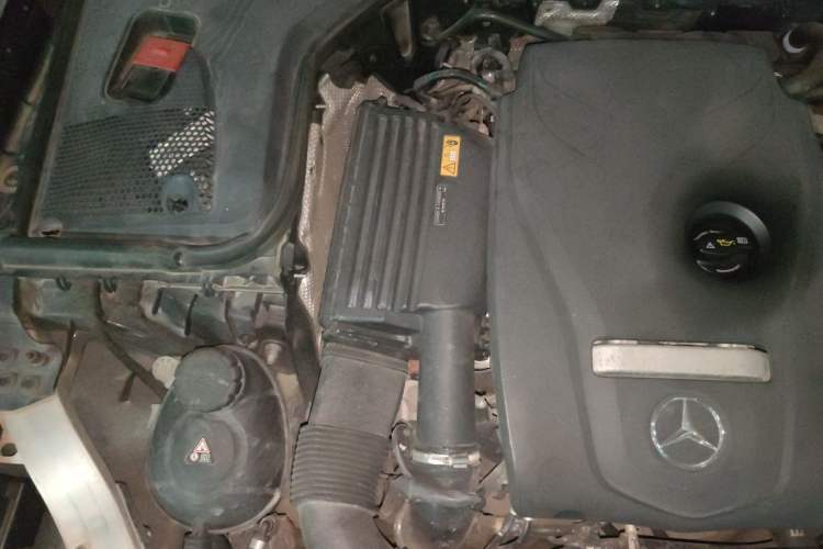 Used Mercedes-Benz E-Class 2018 Facelift E 200 L Engine Bay Right