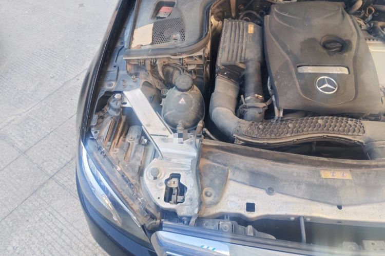 Used Mercedes-Benz E-Class 2018 E 300 L Luxury Model Engine Bay Right
