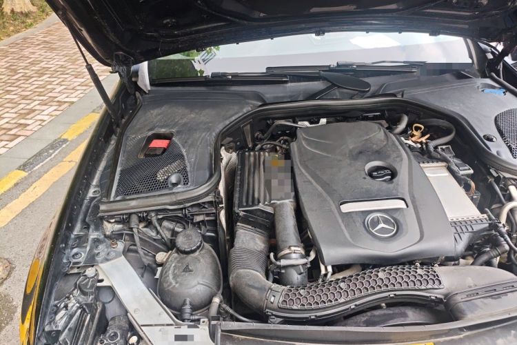 Used Mercedes-Benz E-Class 2018 Facelift E 200 L Engine Bay Right