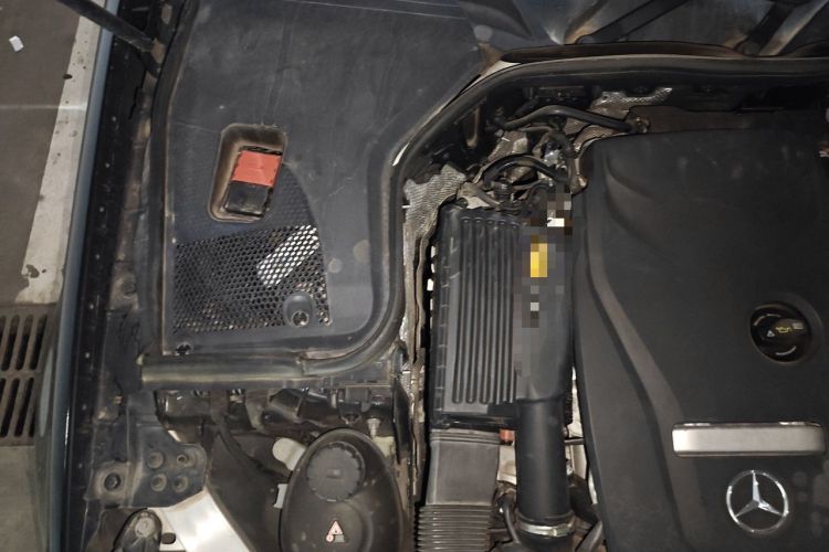 Used Mercedes-Benz E-Class 2018 Facelift E 200 L Engine Bay Right