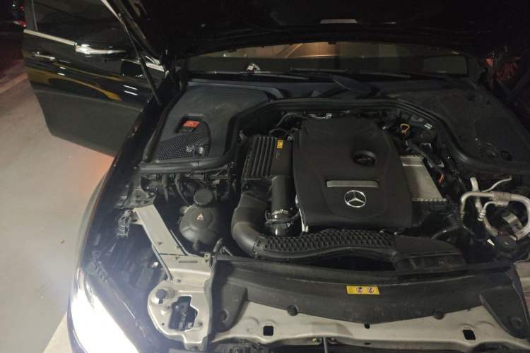 Used Mercedes-Benz E-Class 2018 Restyled E 300 L Sporty and Stylish Edition Engine Bay Right