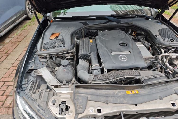 Used Mercedes-Benz E-Class 2018 Restyled E 300 L Sporty and Stylish Edition Engine Bay Right