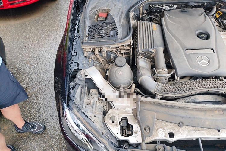 Used Mercedes-Benz E-Class 2018 Facelift E 200 L Sport 4MATIC Engine Bay Right
