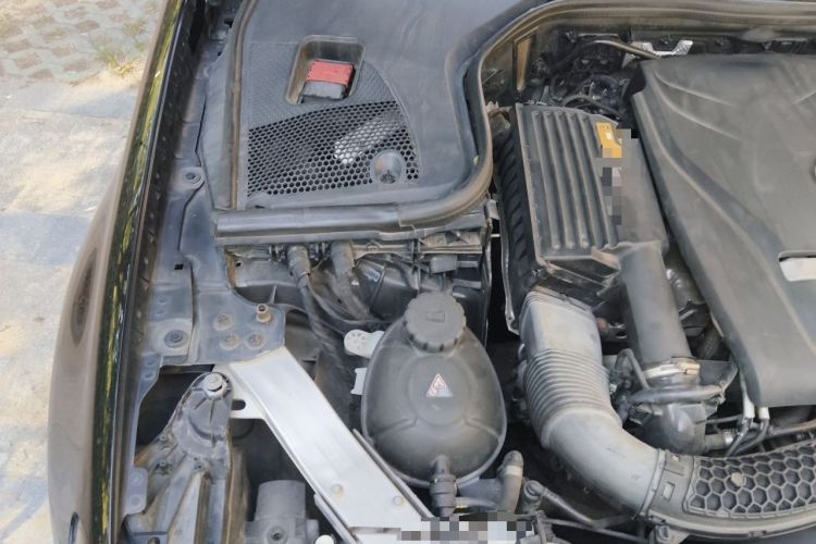 Used Mercedes-Benz E-Class 2018 E 200 L Sport Edition Engine Bay Right