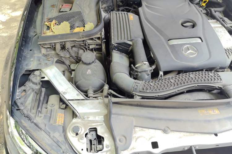 Used Mercedes-Benz E-Class 2018 Facelift E 200 L 4MATIC Engine Bay Right