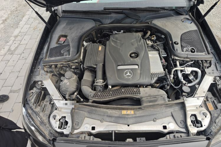 Used Mercedes-Benz E-Class 2018 E 200 L Sport Edition Engine Bay Right