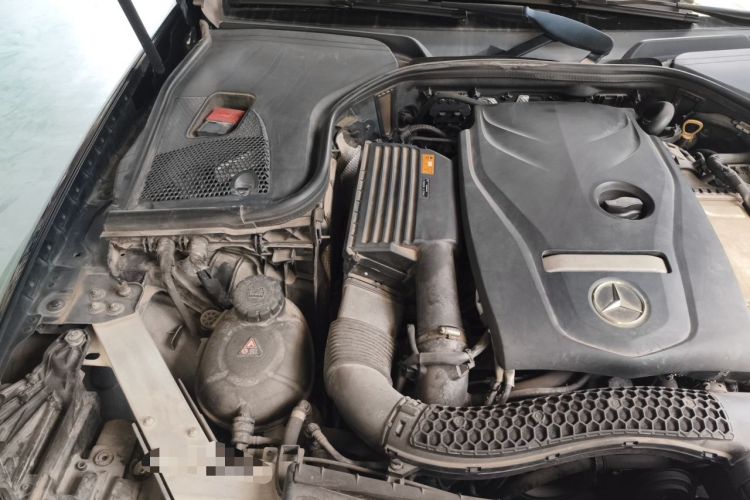 Used Mercedes-Benz E-Class 2018 Restyled E 300 L Sport Luxury Edition Engine Bay Right