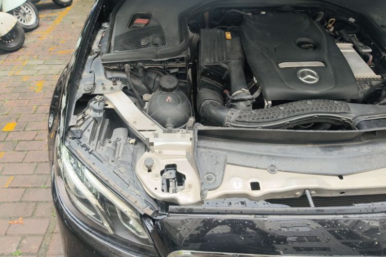 Used Mercedes-Benz E-Class 2018 Restyled E 300 L Sport Luxury Edition Engine Bay Right