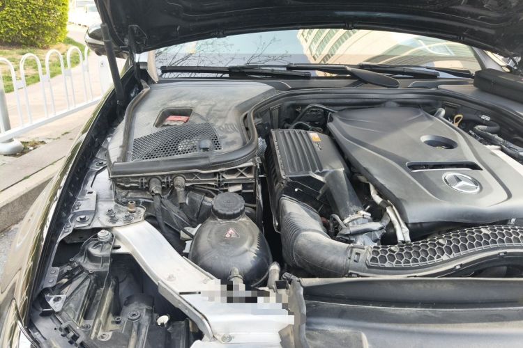 Used Mercedes-Benz E-Class 2018 Restyled E 300 L Sport Luxury Edition Engine Bay Right