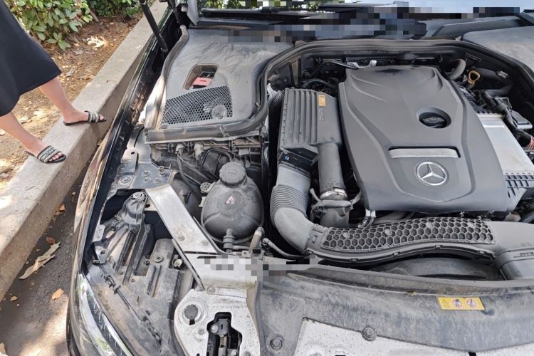 Used Mercedes-Benz E-Class 2018 Facelift E 200 L Engine Bay Right